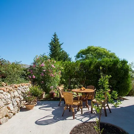 Daniel בית נופש *